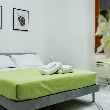 רומא Casa Angelina - Appartamento Zona Sangiovanni מראה חיצוני תמונה